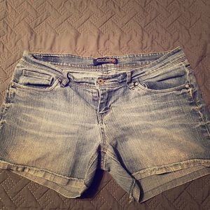 Levi's Shorts - Blue Jean Shorts Levi's Shorts - Blue Jean Shorts